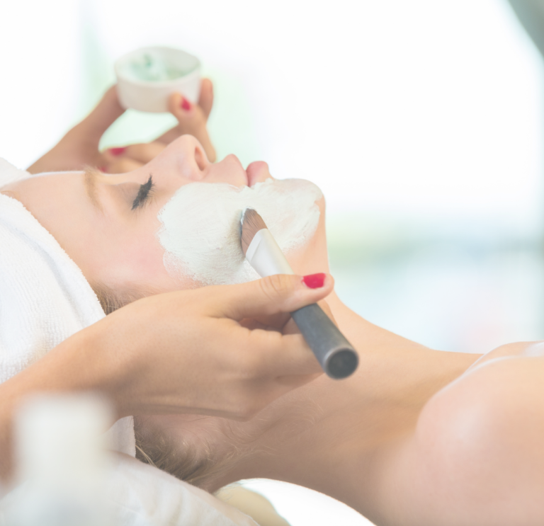 Kosmetikstudio Dortmund bietet professionelle Gesichtsbehandlungen